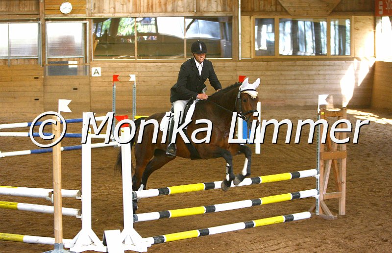 007L8763_Eignung Springen A.JPG